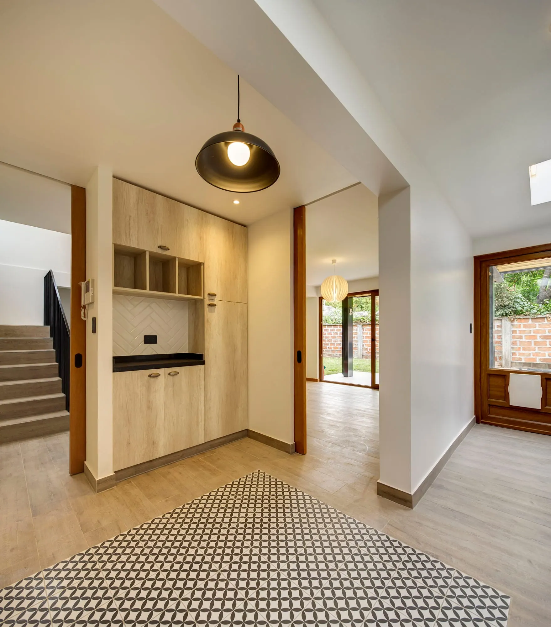 Two Roofs House — detalle 1