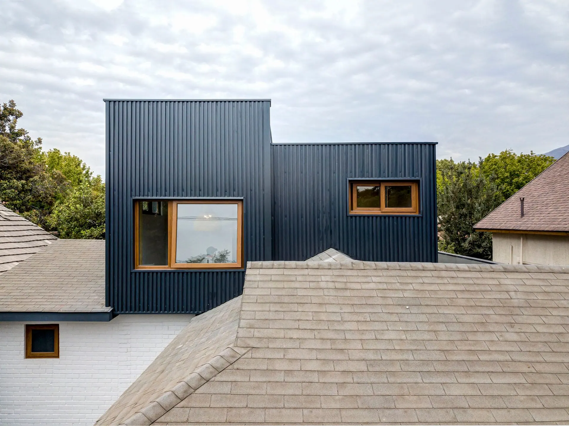 Two Roofs House — detalle 2