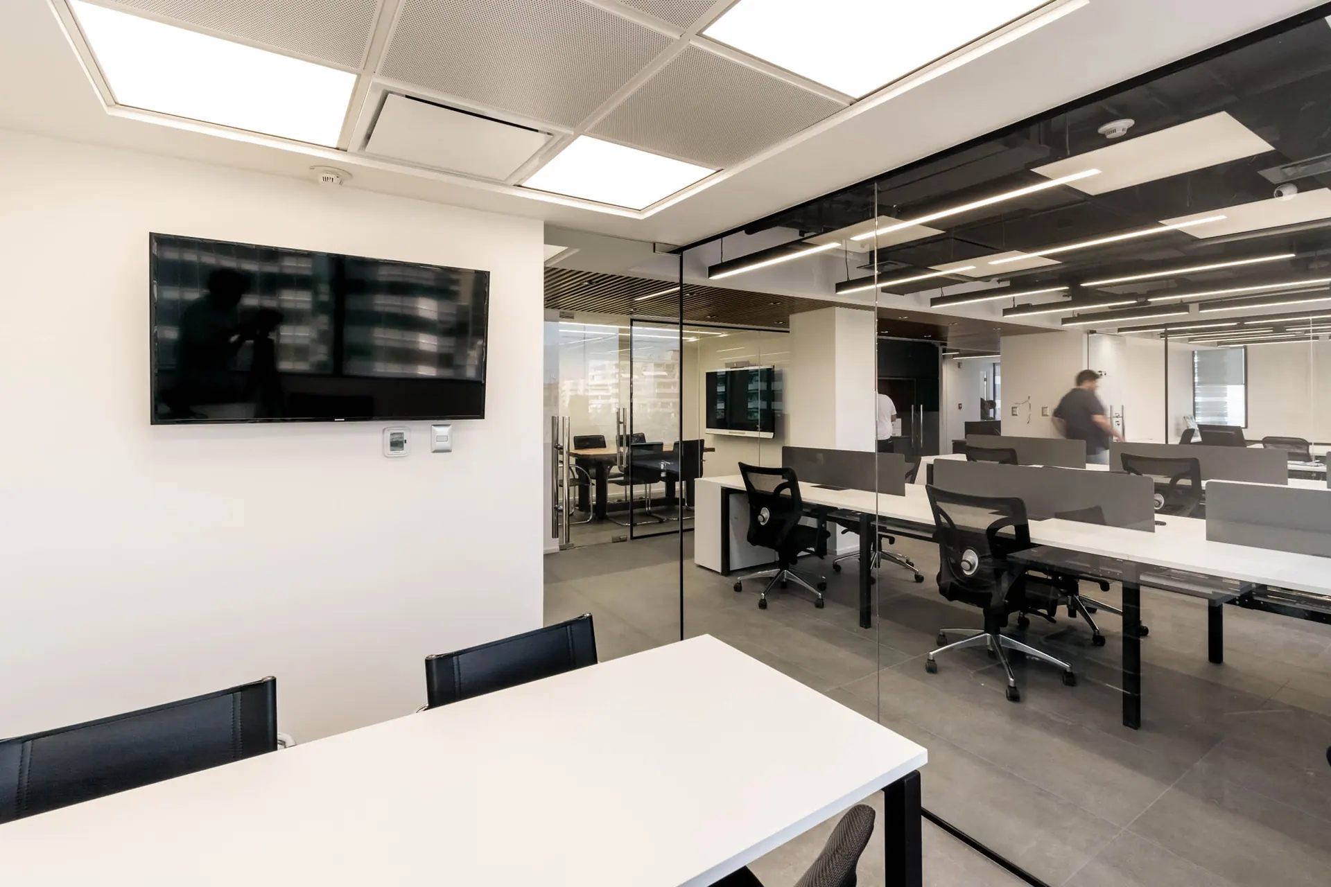 Dinecom Offices