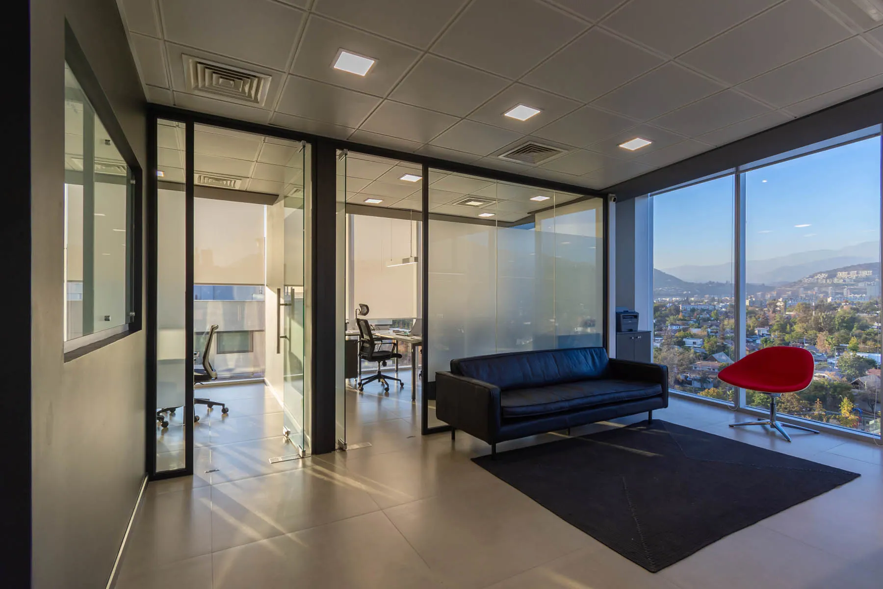 IDM Corp Offices — detalle 3