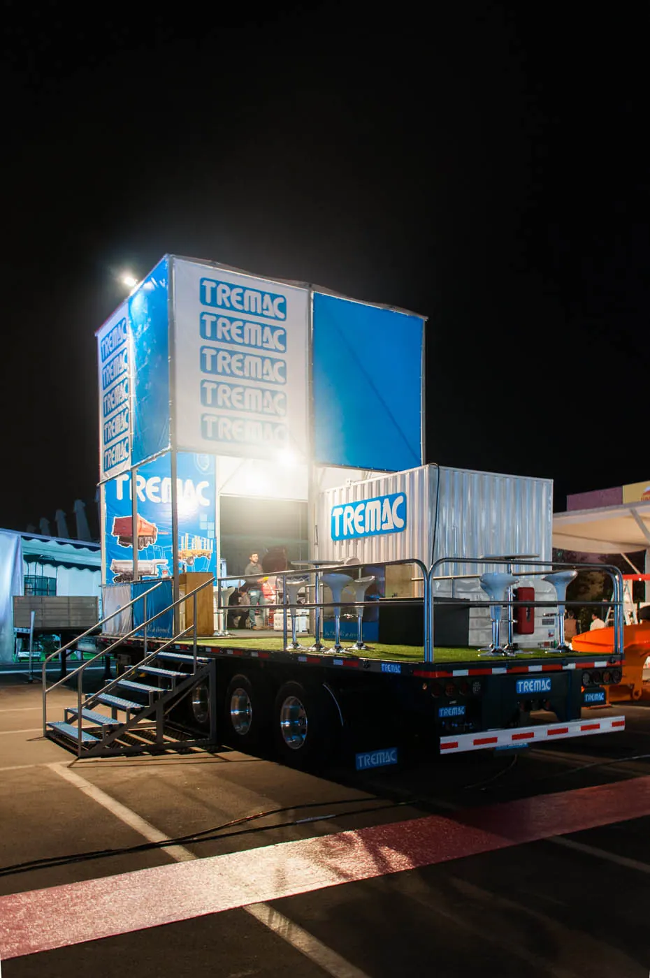 Stand Tremac en Fenatran — detalle 1