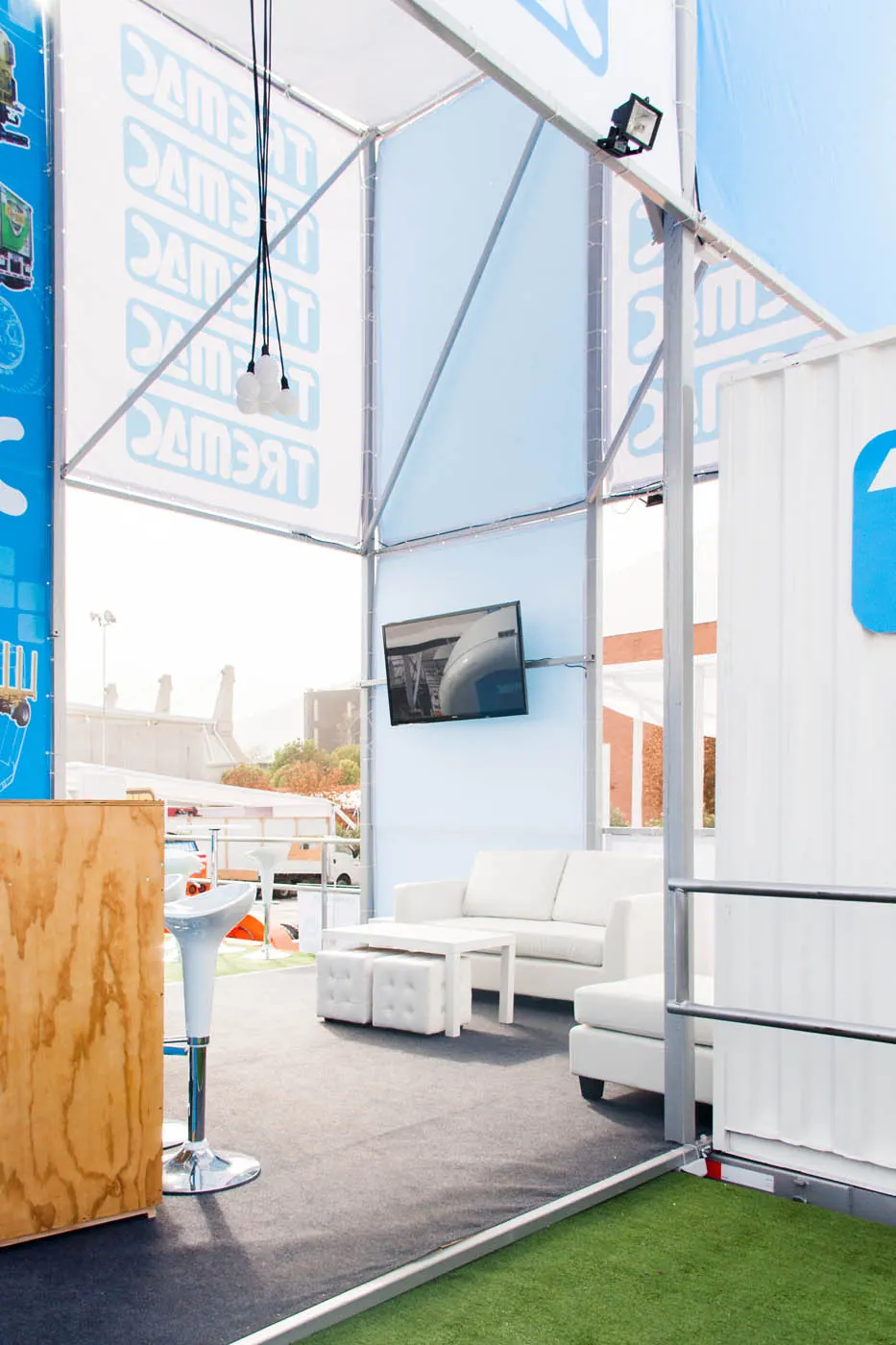 Stand Tremac en Fenatran — detalle 2