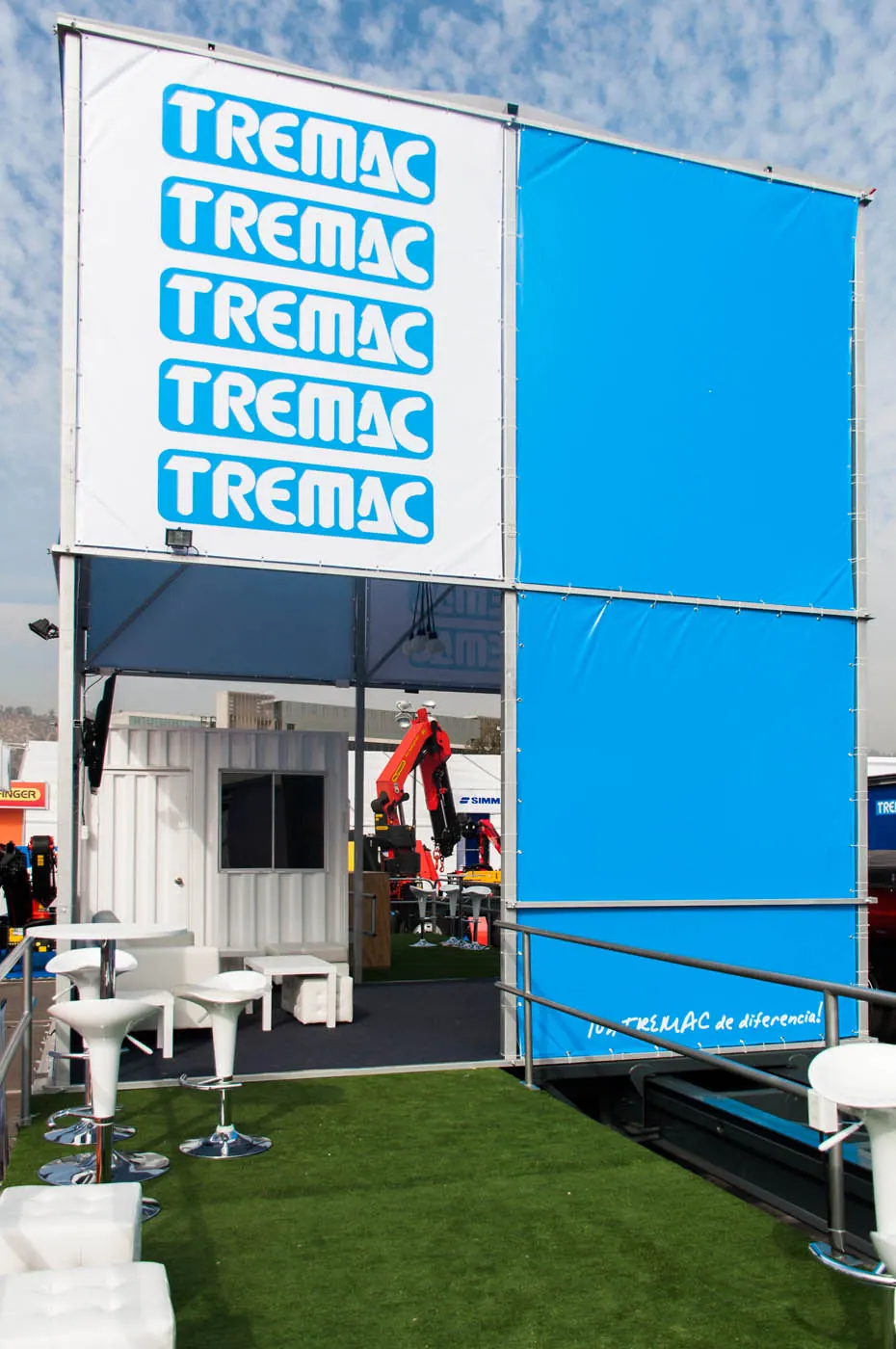 Stand Tremac en Fenatran — detalle 3
